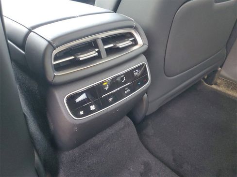 New 2023 Genesis G80 Base image 30