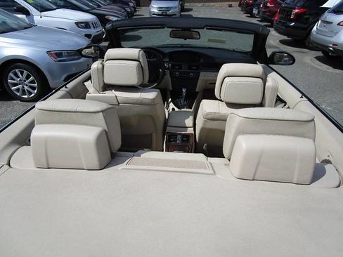 Used 2009 BMW 328i Convertible image 10