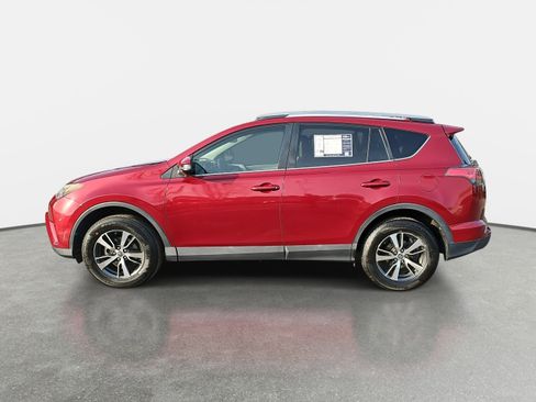 Used 2018 Toyota RAV4 XLE image 8