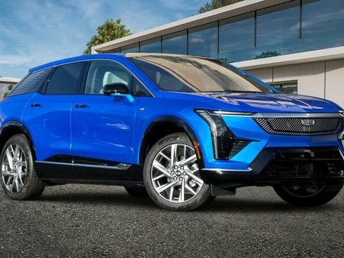 New 2026 Cadillac Optiq Luxury 1 image 1