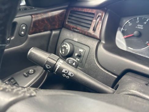 Used 2012 Chevrolet Impala LT image 33