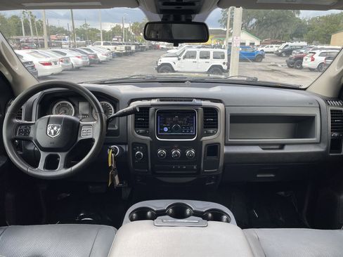 Used 2013 RAM 2500 Tradesman w/ Chrome Appearance Group AWD/4WD image 5