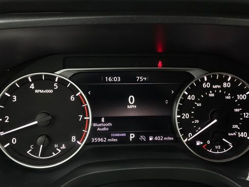 Used 2025 Nissan Rogue SV FWD image 35