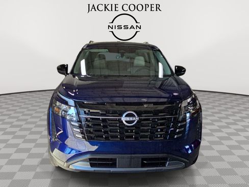 New 2026 Nissan Pathfinder SL w/ Cargo Package AWD/4WD image 2