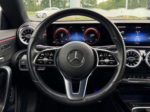 Used 2023 Mercedes-Benz CLA 250 4MATIC image 11