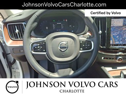 Certified 2023 Volvo XC60 B5 Plus image 16