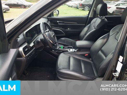 Used 2025 Kia Telluride S image 5