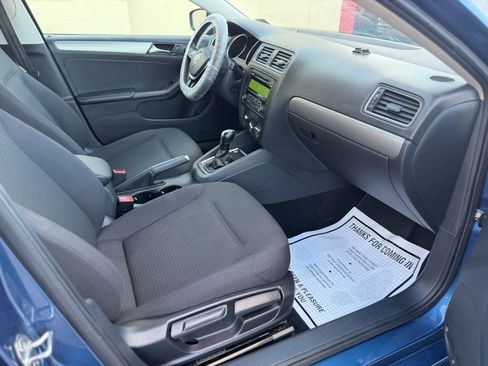 Used 2015 Volkswagen Jetta SE image 14