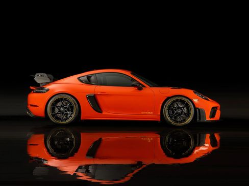 Used 2025 Porsche 718 Cayman GT4 RS RWD image 7