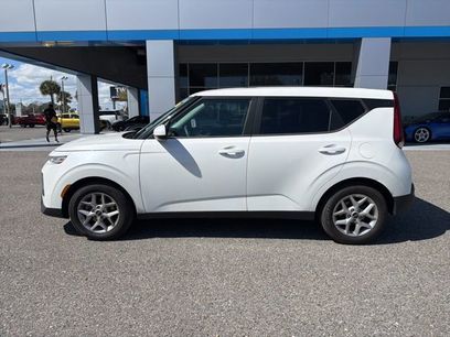 Used 2022 Kia Soul LX w/ Technology Package