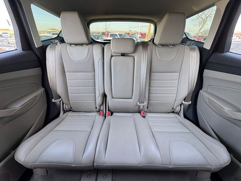 Used 2016 Ford Escape SE w/ SE Chrome Package image 26