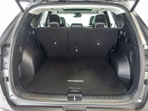 Used 2023 Hyundai Tucson Limited image 31