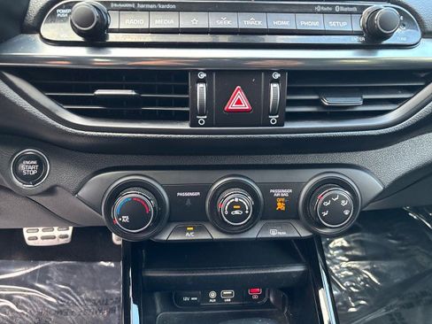 Used 2021 Kia Forte GT-Line w/ GT-Line Premium Package image 19