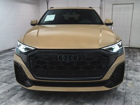 Used 2024 Audi Q8 Premium Plus w/ Premium Plus Package AWD/4WD image 2