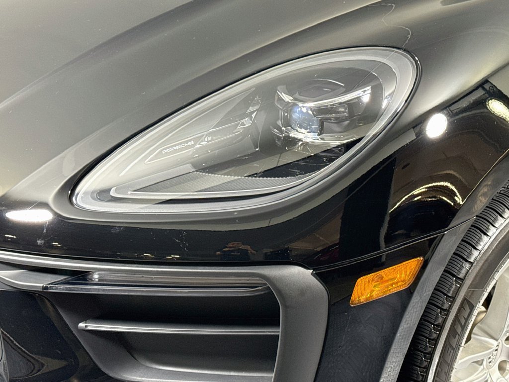 Certified 2026 Porsche Macan AWD/4WD image 24