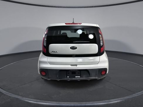 Used 2019 Kia Soul FWD image 7