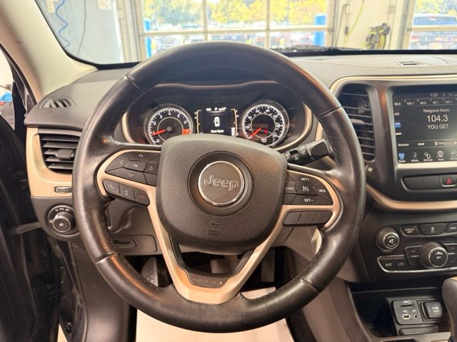 Used 2014 Jeep Cherokee Latitude FWD image 10