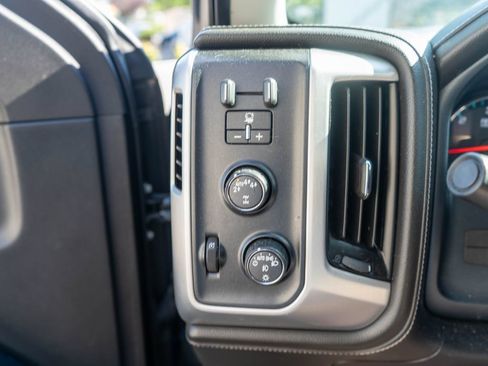Used 2018 GMC Sierra 1500 SLE w/ SLE Value Package AWD/4WD image 24