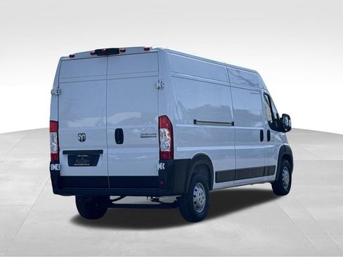 Used 2023 RAM ProMaster 2500 FWD image 11