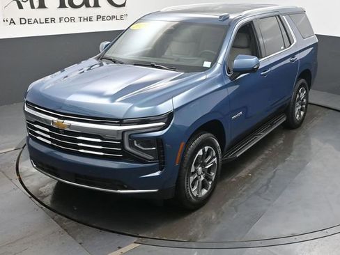 Used 2025 Chevrolet Tahoe LT w/ Advanced Technology Package AWD/4WD image 47