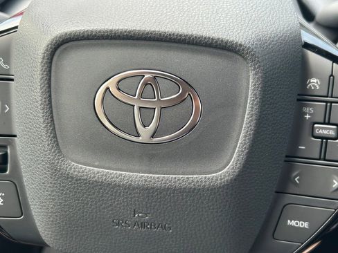 New 2026 Toyota Prius XLE FWD image 37