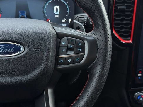 Used 2025 Ford Ranger Raptor AWD/4WD image 32
