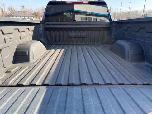 Used 2020 GMC Sierra 1500 Elevation w/ Elevation Value Package image 23