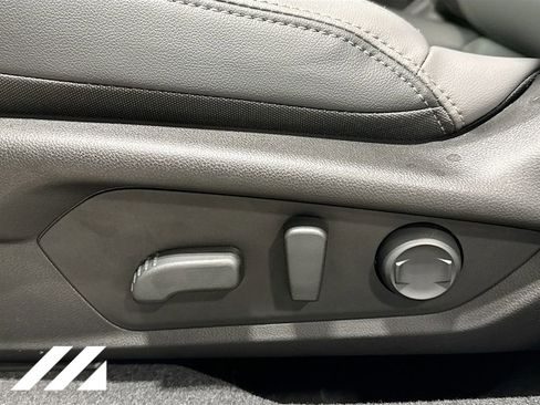 New 2026 Subaru Outback Limited AWD/4WD image 21