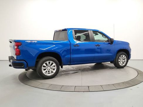 Used 2023 Chevrolet Silverado 1500 Custom AWD/4WD image 7