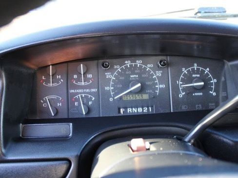 Used 1996 Ford Bronco XLT image 16