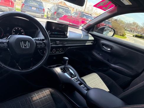 Used 2024 Honda HR-V Sport image 23