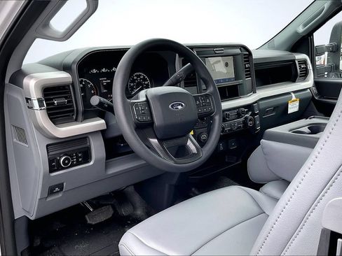 New 2026 Ford F350 XL w/ XL Chrome Package RWD image 7