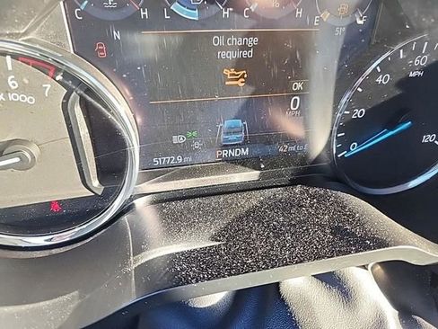 Used 2022 Ford Expedition Limited image 7