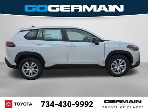 New 2026 Toyota Corolla Cross L image 7