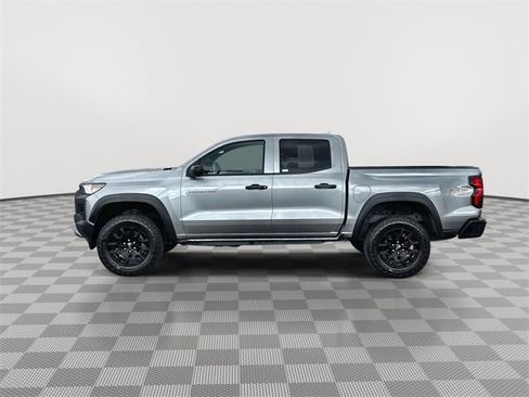 Used 2024 Chevrolet Colorado Trail Boss w/ Technology Package image 5