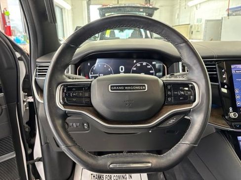Used 2022 Jeep Grand Wagoneer Series I AWD/4WD image 13