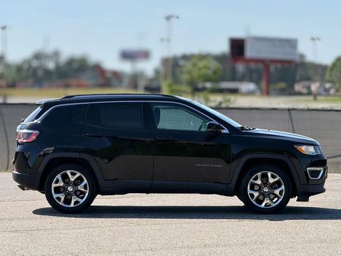 Used 2019 Jeep Compass Limited FWD image 7