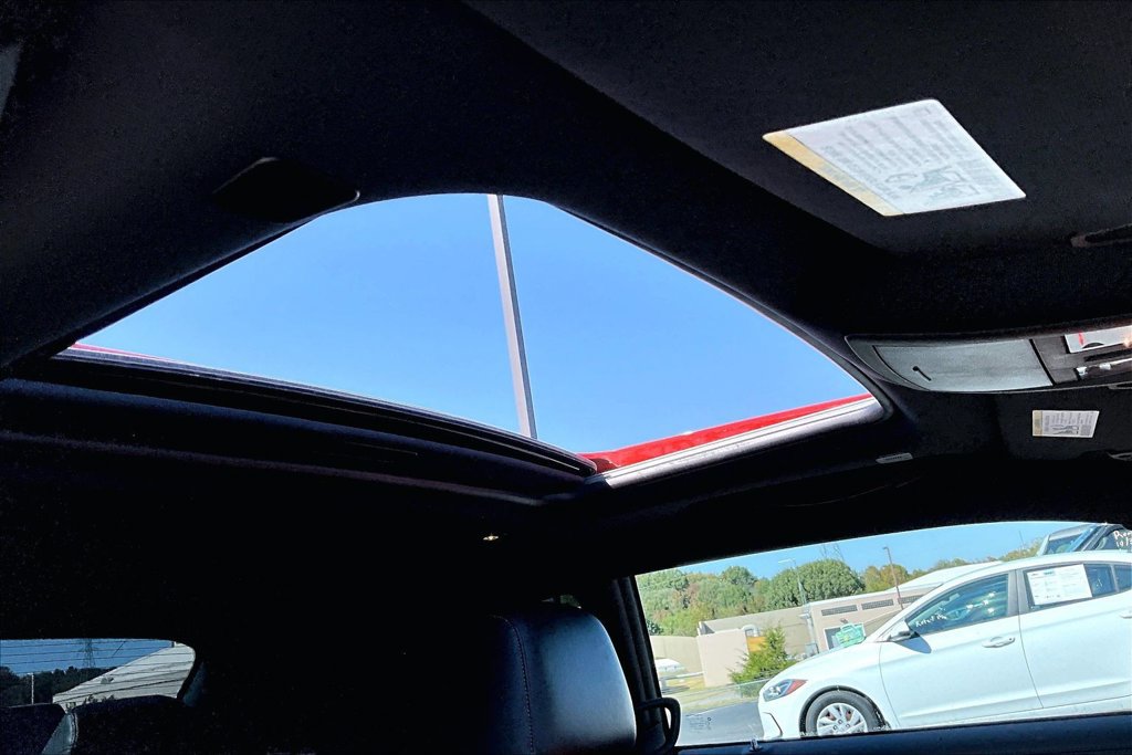 Used 2022 Dodge Challenger R/T Scat Pack RWD image 29