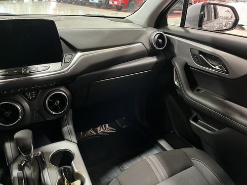 Used 2023 Chevrolet Blazer LT image 18