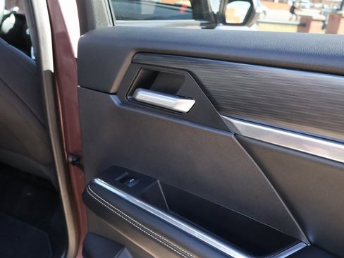 Certified 2025 GMC Acadia Elevation image 14