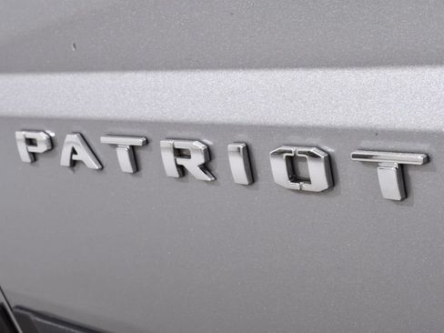 Used 2015 Jeep Patriot Latitude AWD/4WD image 24