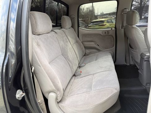 Used 2003 Toyota Tacoma PreRunner image 16