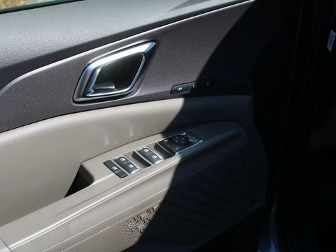 New 2027 Kia Carnival SX w/ Dark Edition Package FWD image 25