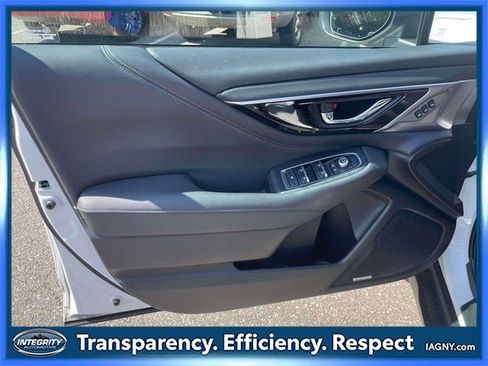 Used 2023 Subaru Outback Limited image 16