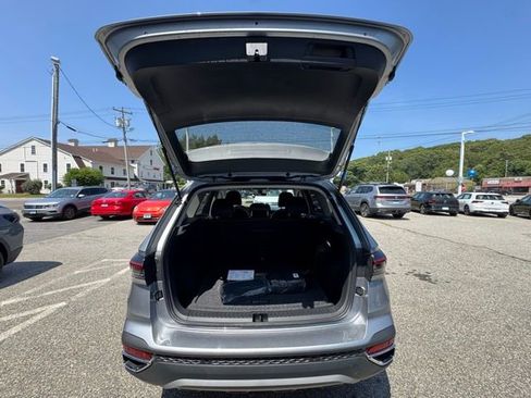 New 2025 Volkswagen Taos SE image 20