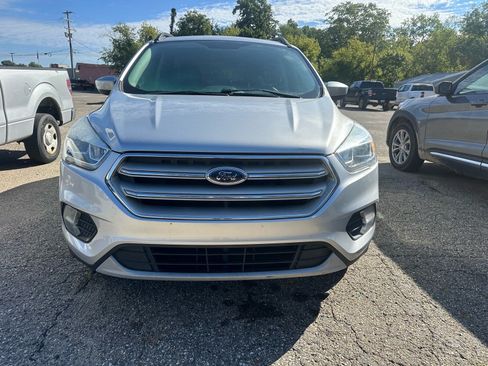 Used 2018 Ford Escape SEL AWD/4WD image 2