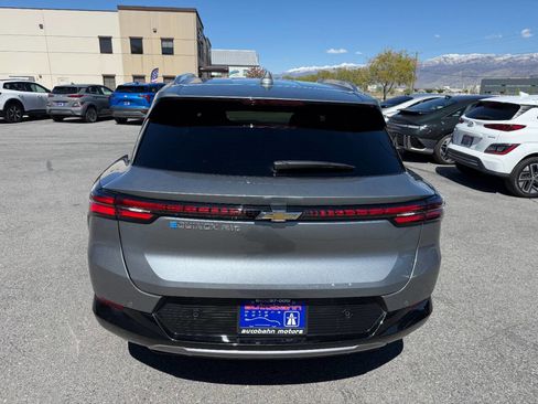 Used 2025 Chevrolet Equinox EV LT image 7