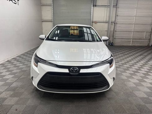 Used 2026 Toyota Corolla LE w/ LE Premium Package FWD image 6