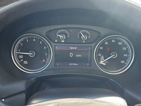 Used 2023 Buick Enclave Essence w/ Sport Touring Edition image 19