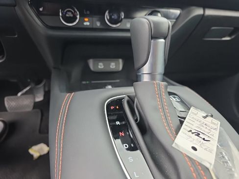 Certified 2026 Honda HR-V Sport image 19